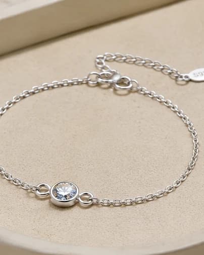 Delicate Chain Bracelet